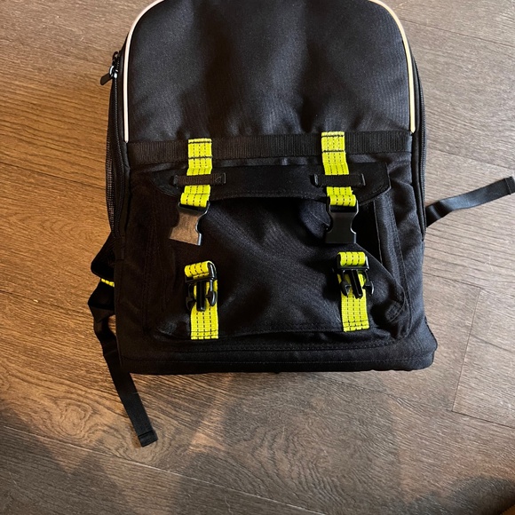 ROVERLUND DAY TRIPPER PET BACKPACK CARRIER NWOT - Picture 9 of 11